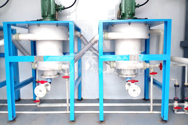 连续萃取设备除去二氯甲烷中的DMF